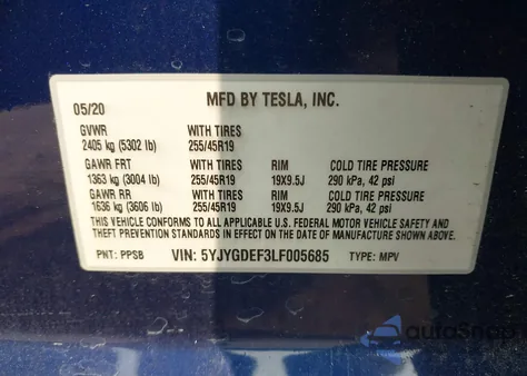 2020 Tesla Model Y Long Range Dual Motor All-Wheel Drive/Performance Dual Motor All-Wheel Drive z USA, uszkodzony, nr VIN 5YJYGDEF3LF005685